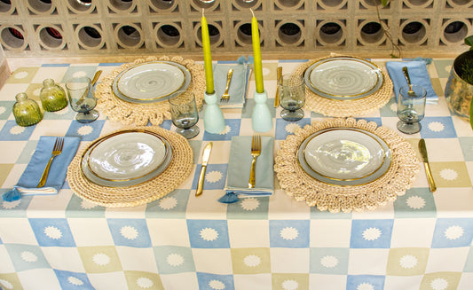 Mantel Grid Blue